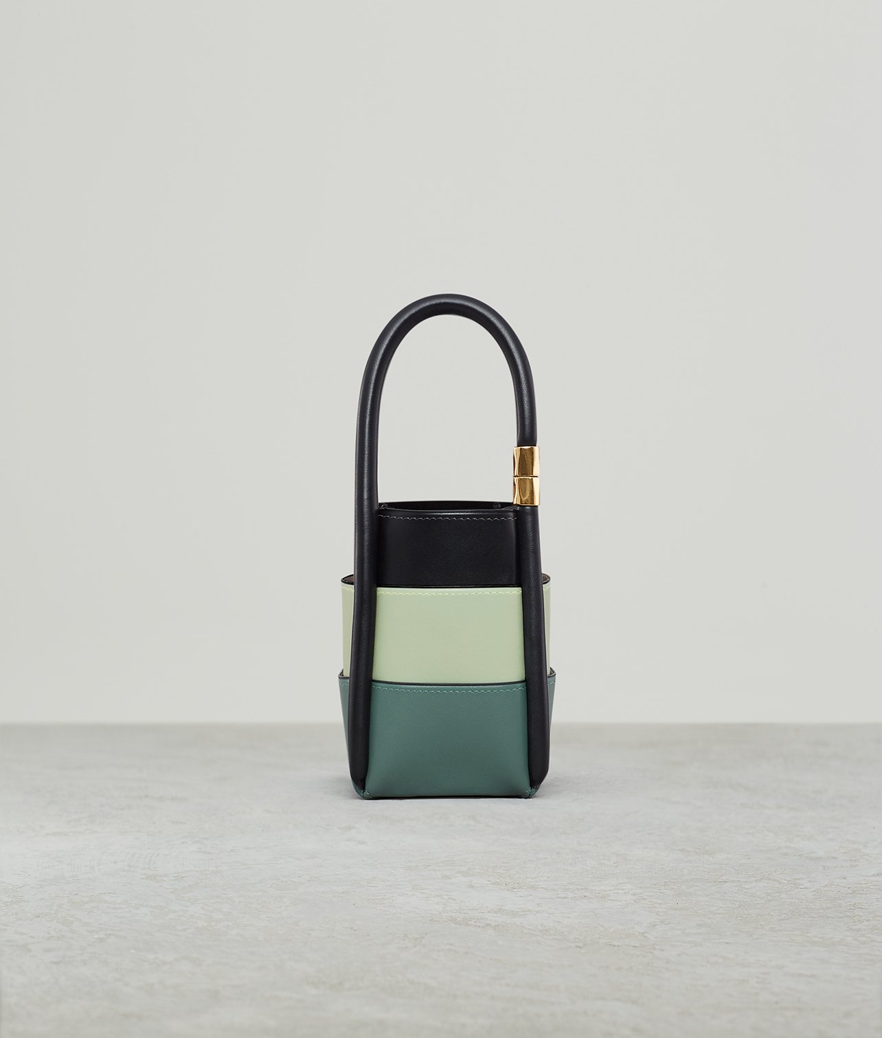 LOTUS 12 SLOTS PEACOCK