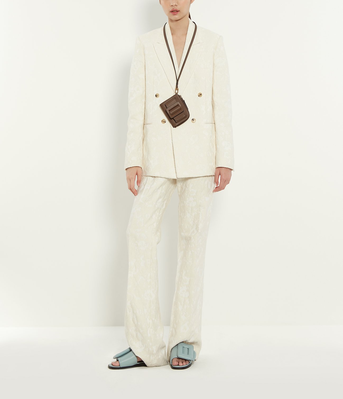 BUCKLE CARD HOLDER WITH STRAP MOCHA