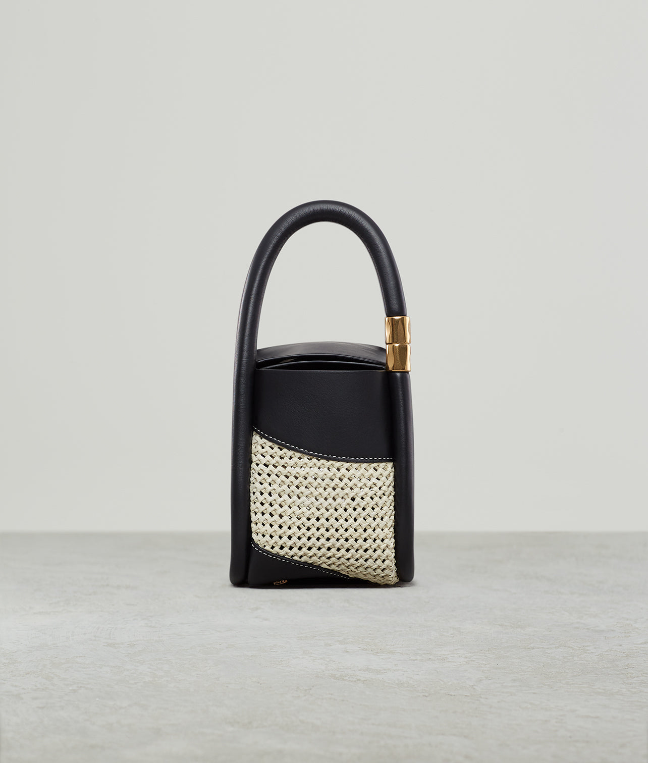 WONTON 20 MACRAMÉ RAFFIA BLACK OFFWHITE