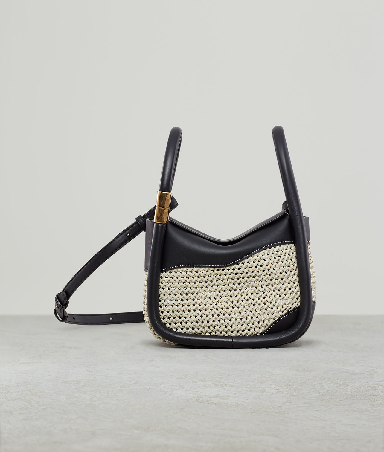WONTON 20 MACRAMÉ RAFFIA BLACK OFFWHITE
